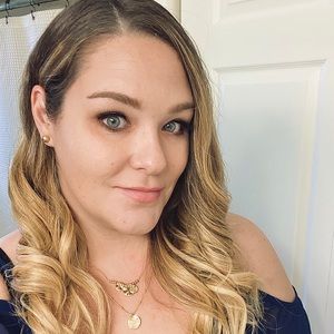 Meet your Posher, Stacey